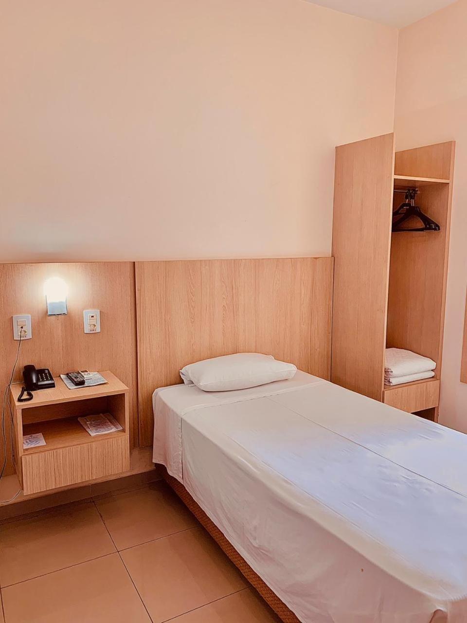 Victoria Plaza Hotel Πάλμας Εξωτερικό φωτογραφία